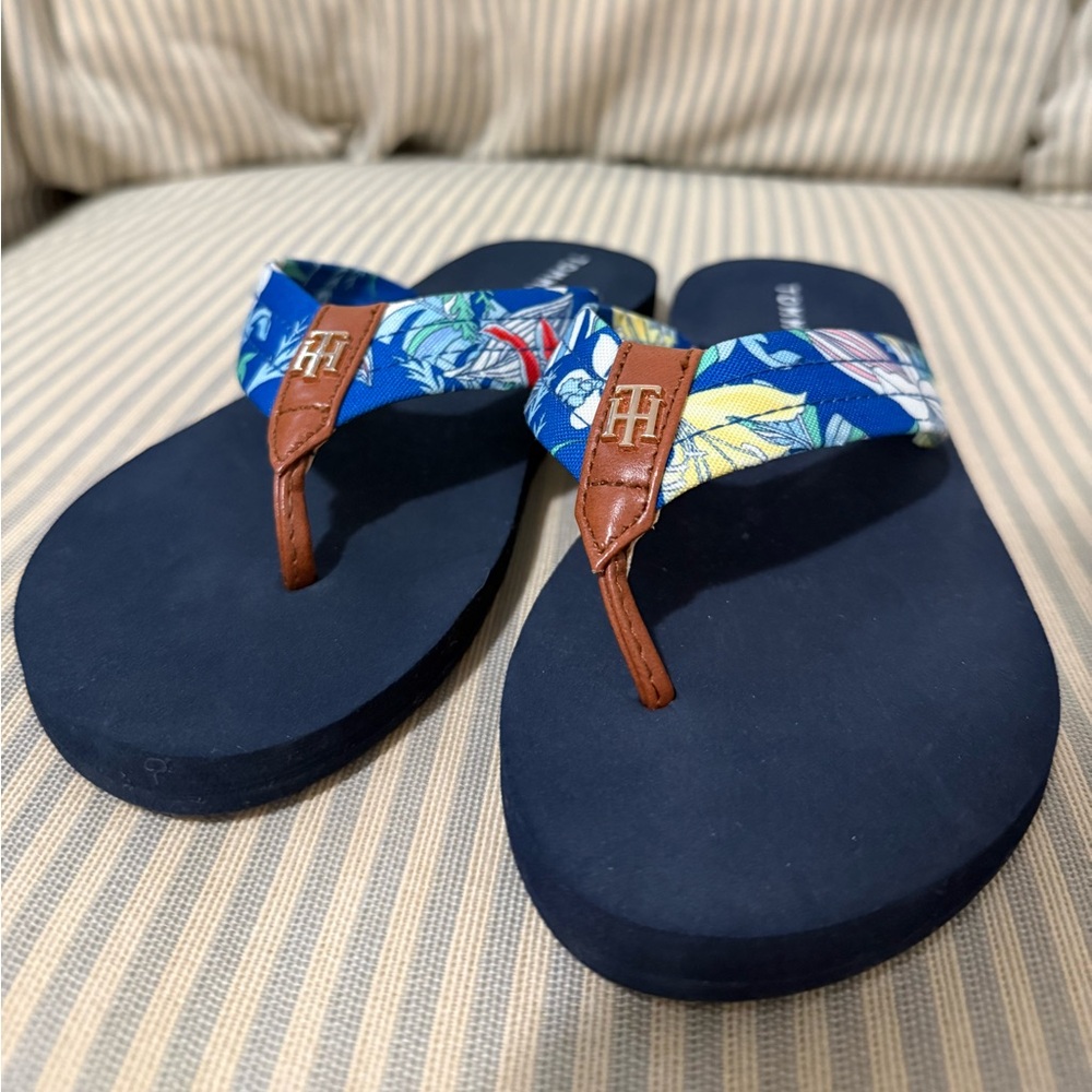 Tommy Hilfiger Navy Floral Sandals